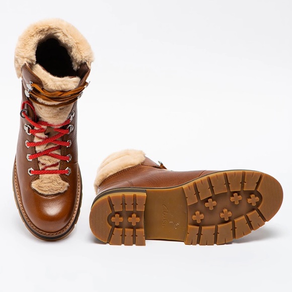 Clarks Orianna Hiker Boots Brown Leather Fur Trim Women’s size 7 - Picture 3 of 11